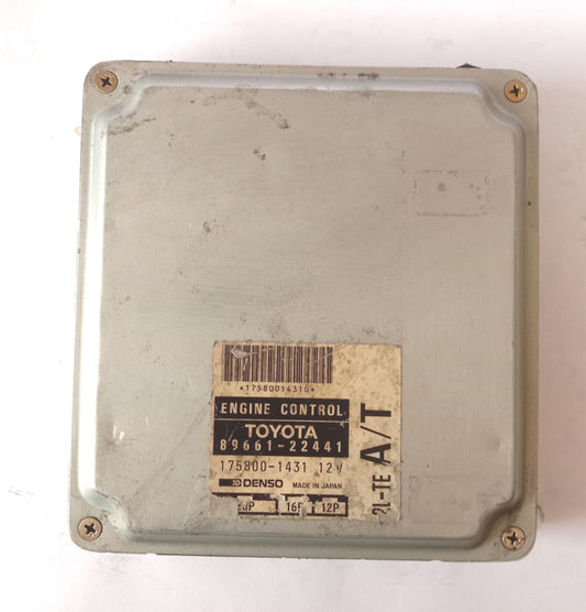 Engine Control Module TOYOTA 2L-TE Diesel 89661-22441 JDM Used