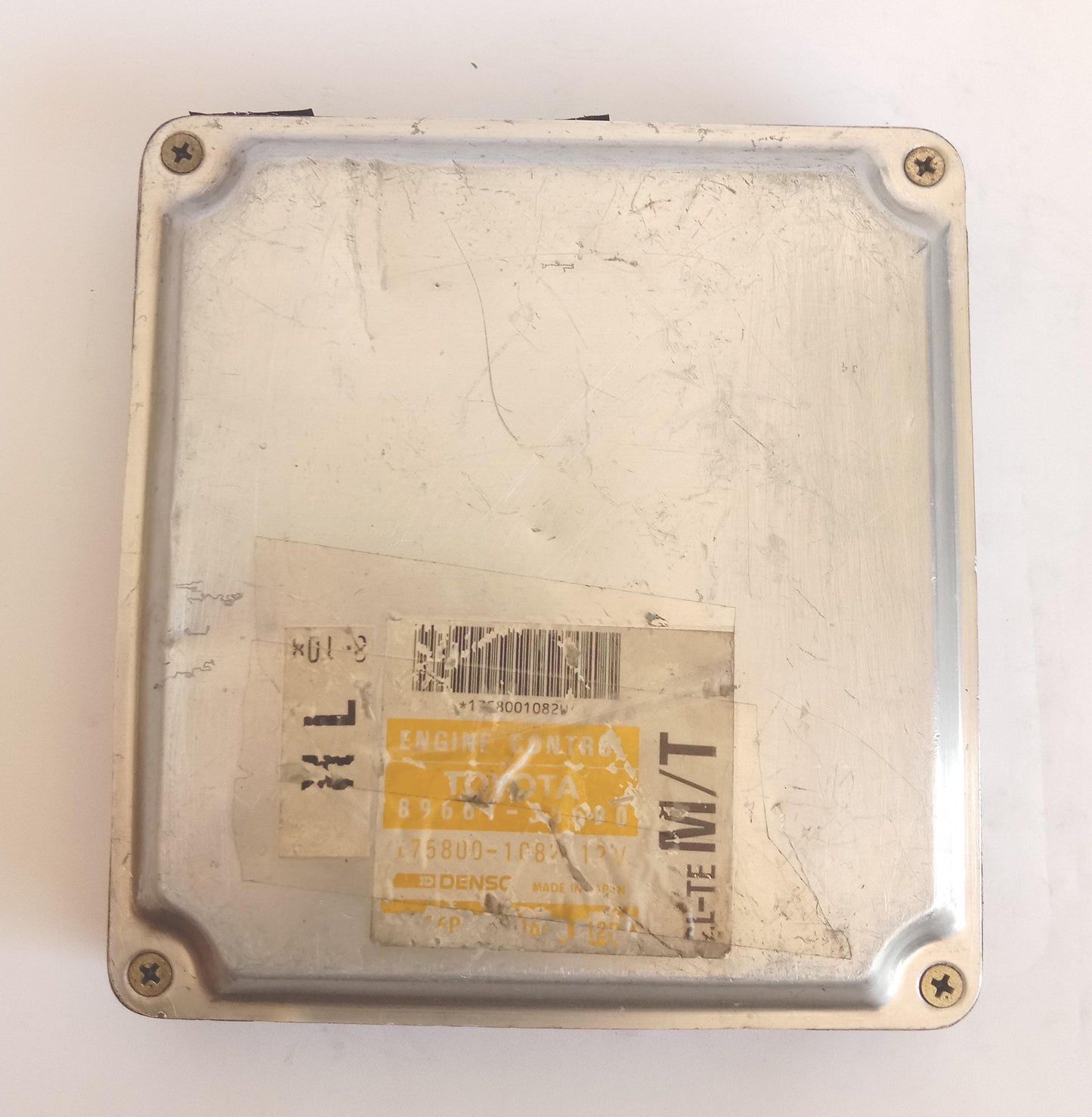 Toyota Hilux Surf LN130 2L-TE Engine Control Unit ECU 89661-35690
