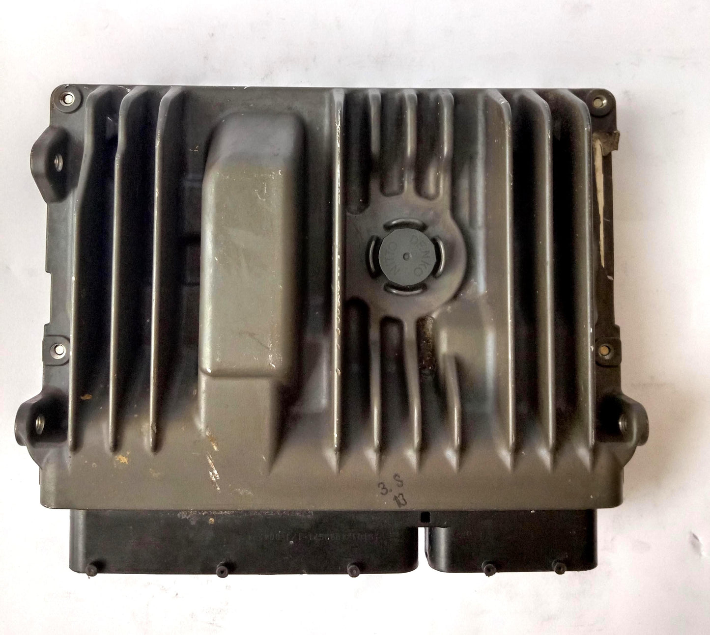 Toyota Engine Control Unit ECU ECM 89661-78110 DENSO 275600-1993