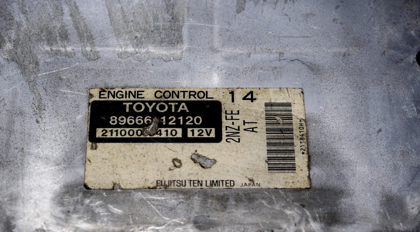 Toyota Corolla 2001 NZE120 Engine Control Unit ECU 89666-12120 OEM JDM Used