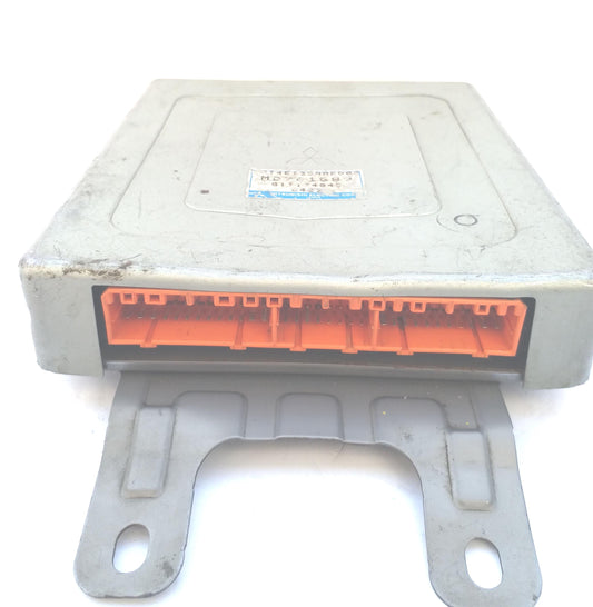 Mitsubishi Mirage 1996 E-CJ1A Transmission Computer ECU ECM MD761689 Used