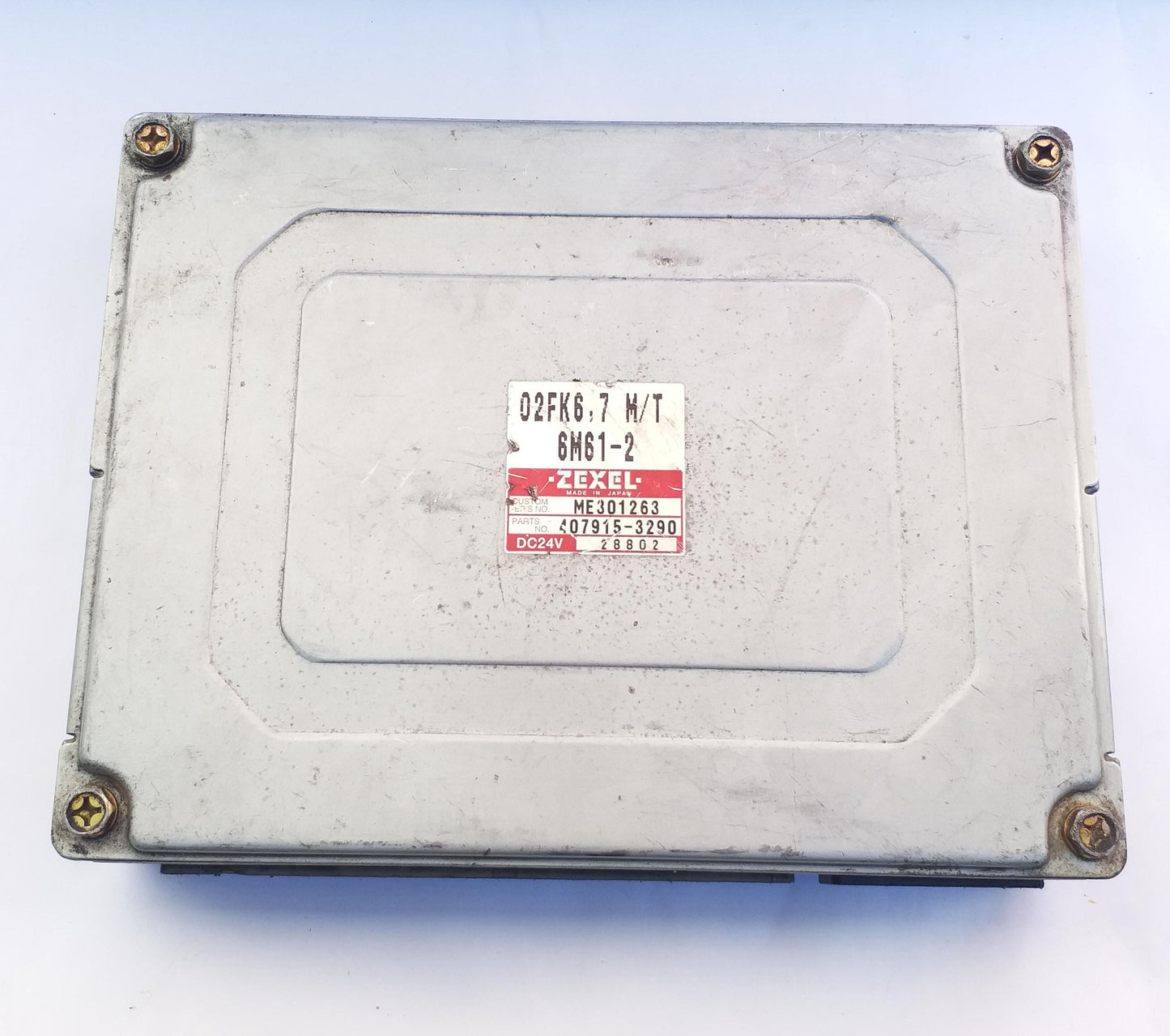 Engine Control Unit ECU Mitsubishi Fuso Fighter 2002 ME301263