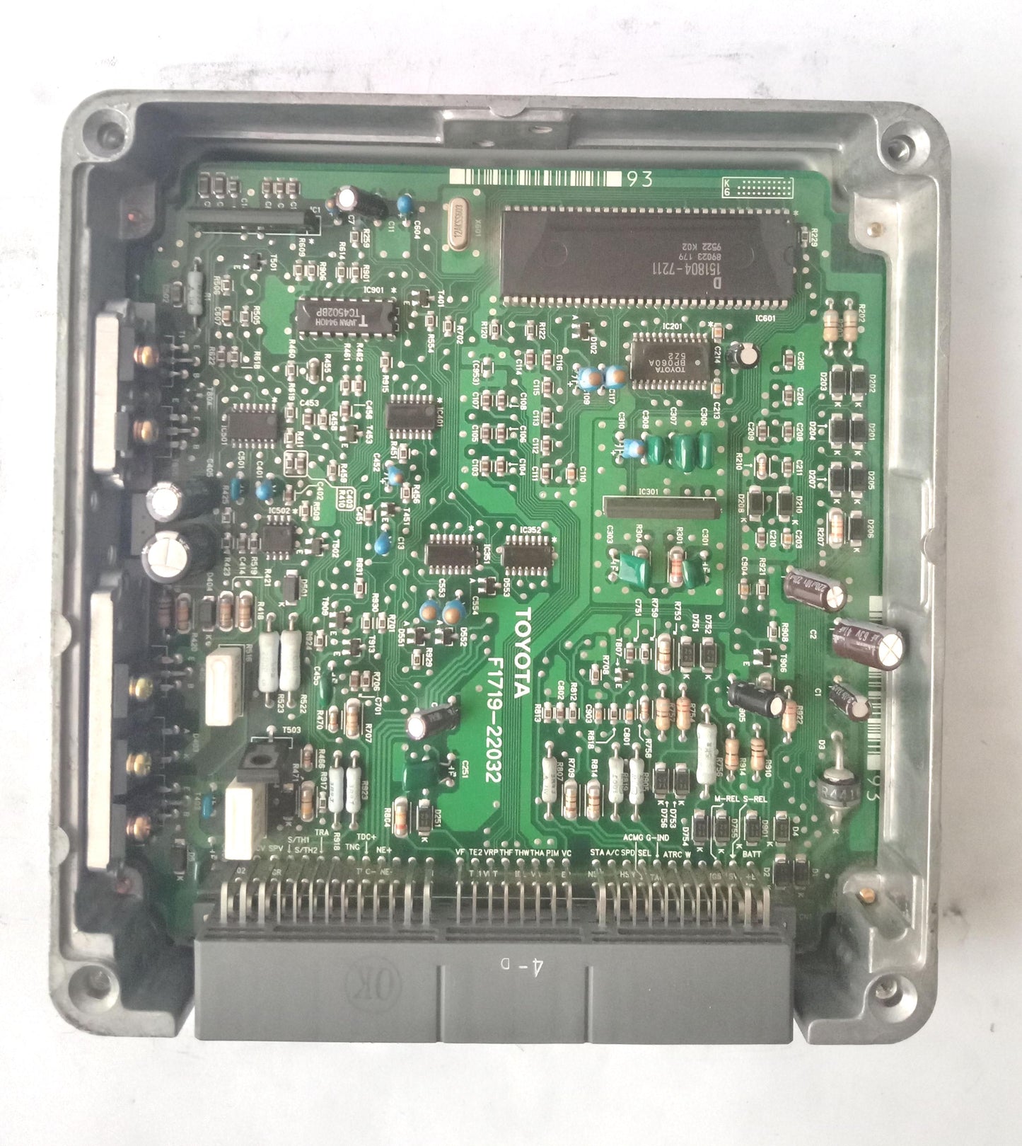 TOYOTA Mark IILX90 2L-TE Engine Control Unit ECU 89661-22710 F1719-22032