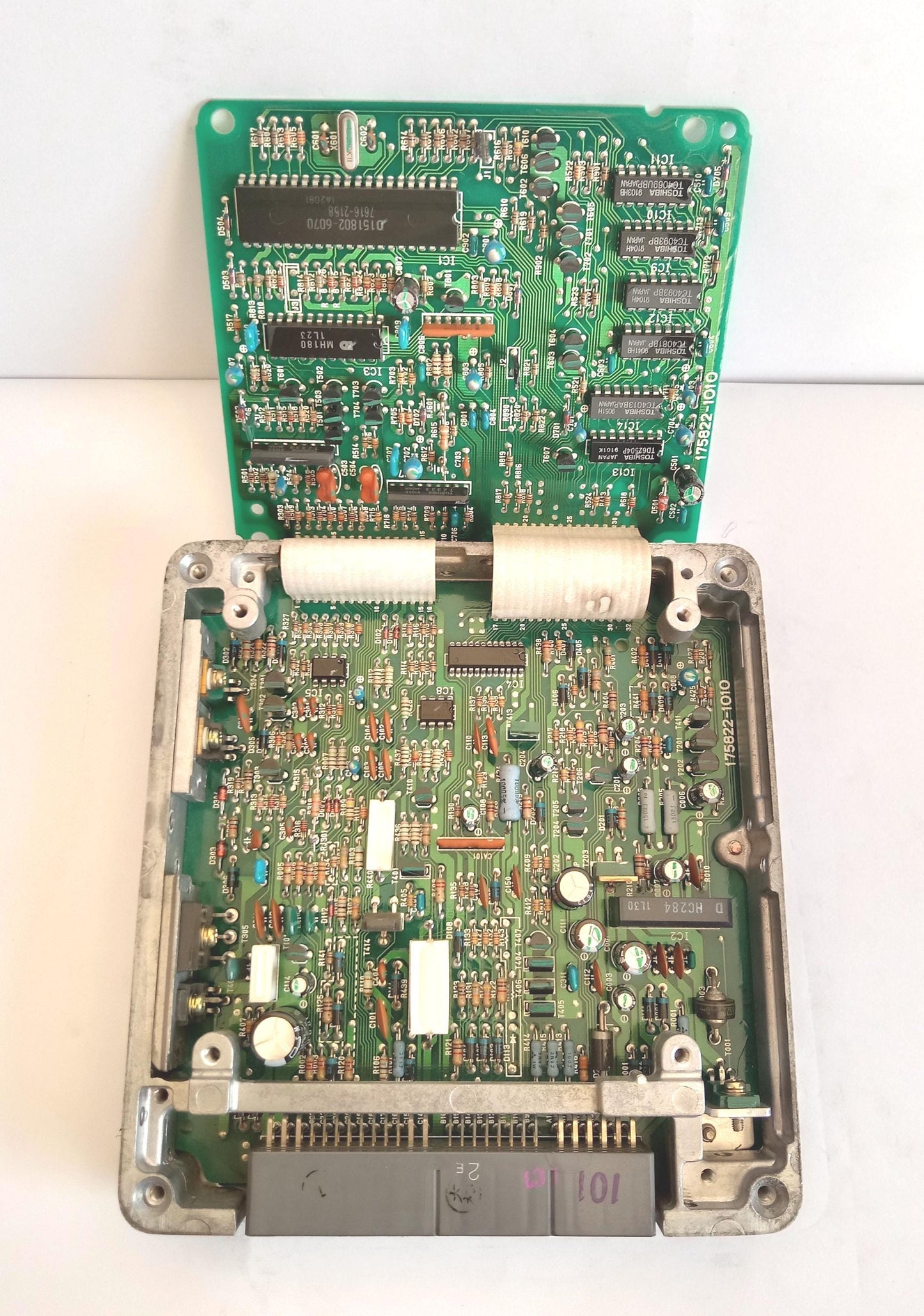 Toyota Hilux Surf 4Runner Engine Control Unit ECU 89661-35490 175800-1011