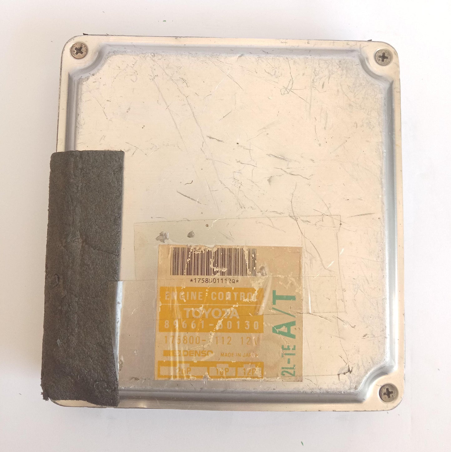 Toyota Land Cruiser Prado LJ71 2L-TE Engine Control Unit ECU 89661-60130