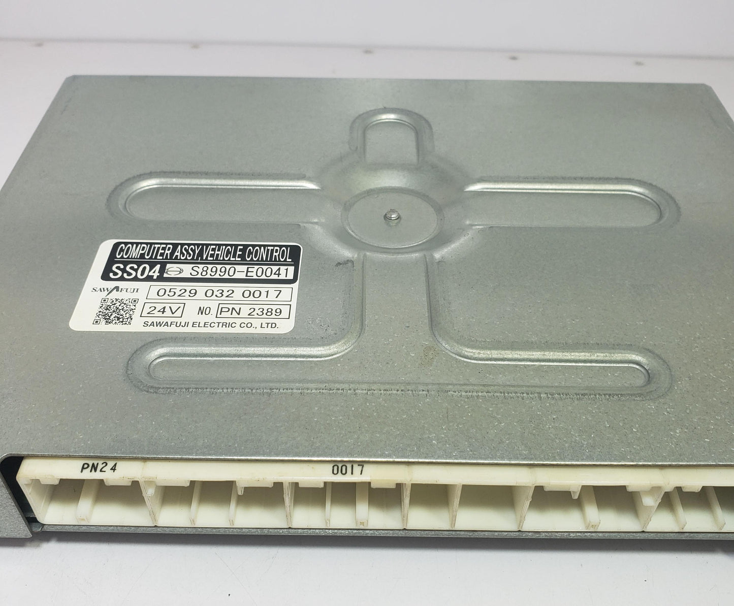Hino Ranger 2013 TKG-FD9JLA Control Unit ECU ECM S8990-E0041 05290320017