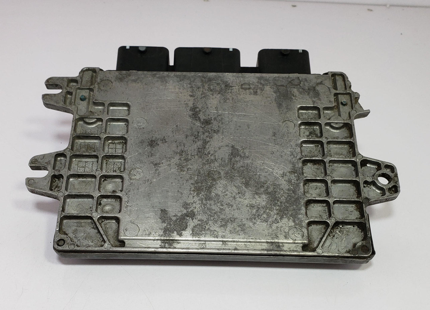 Nissan Note E11 Engine Control Unit ECU A56-E94T0W0720 OEM Used