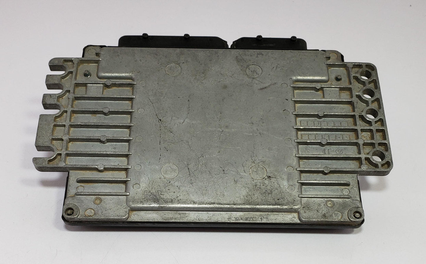 Nissan Presage TU31 ECU ECM Engine Control Module A56-V12 UL33702 JDM Used