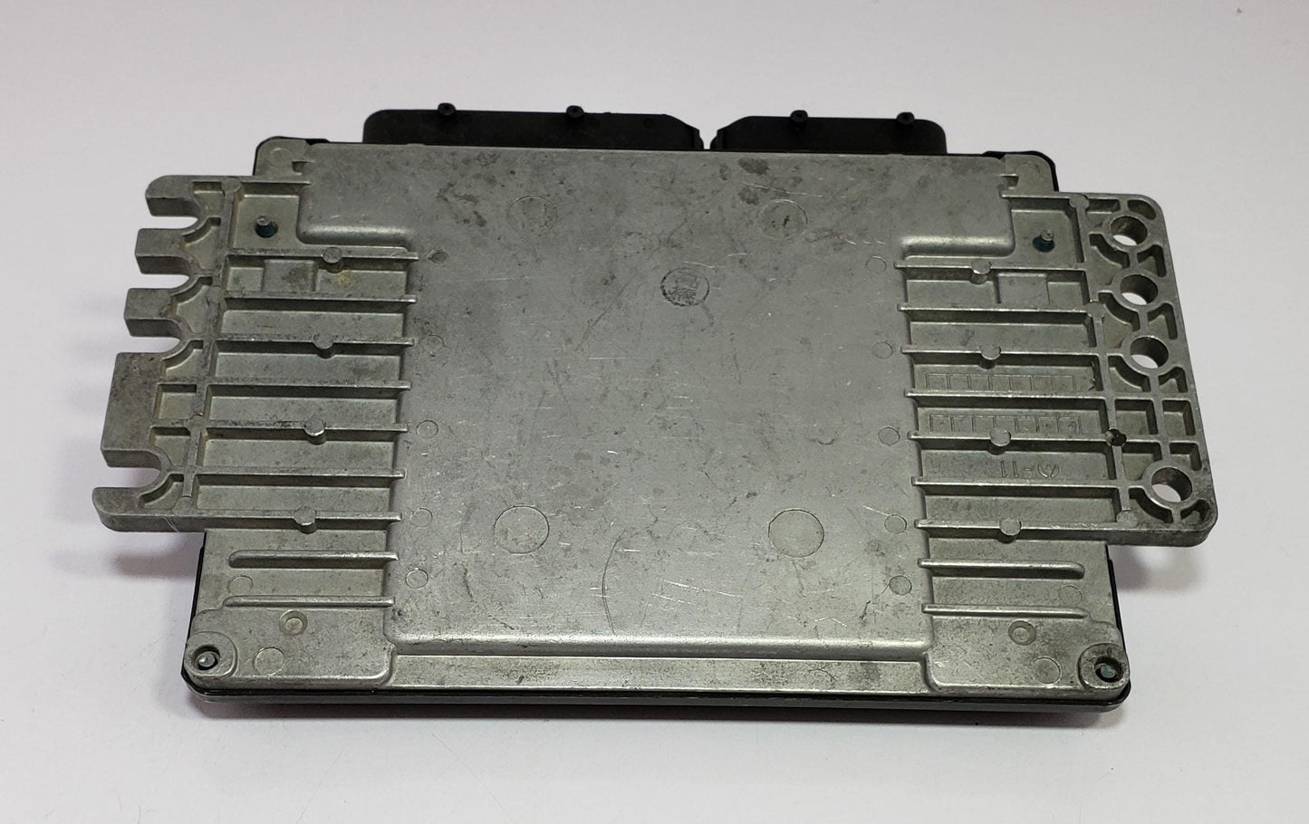 Nissan Presage TU31 ECU ECM Engine Control Module A56-V12 UL33920 JDM Used