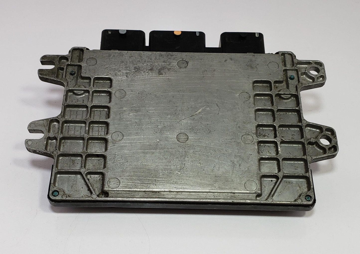 JDM Nissan C25 Serena MR20DE 2.0L A/T ECU ECM A56-Z90 Y56 Suzuki Landy A56-Z90 Y64S707