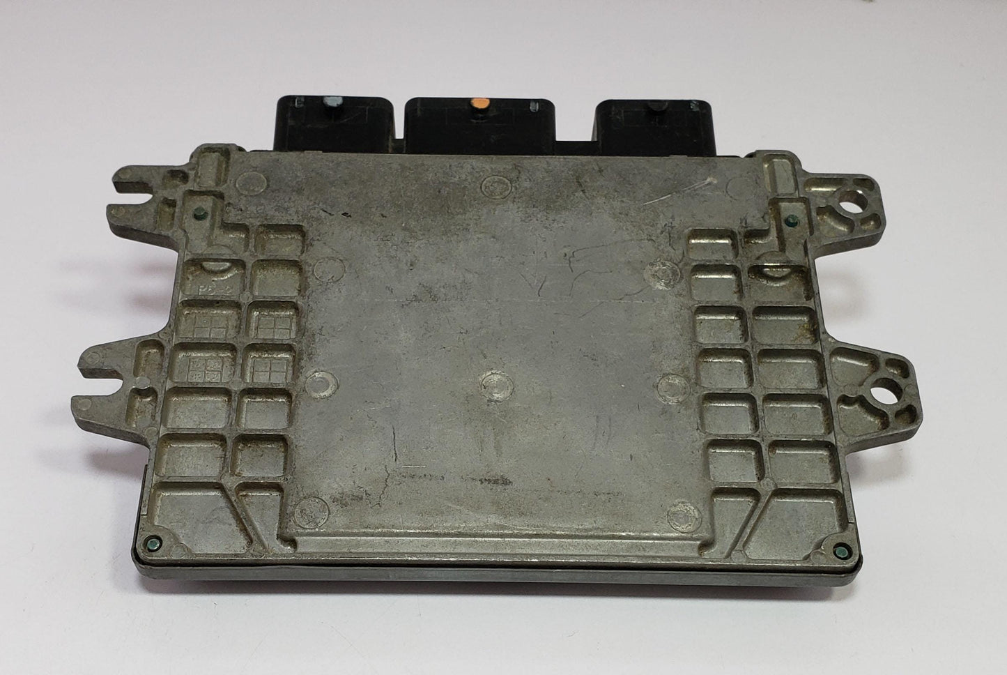JDM Nissan C25 Serena MR20DE 2.0L A/T ECU ECM A56-Z90 Y56 Suzuki Landy A56-Z90 Y667419