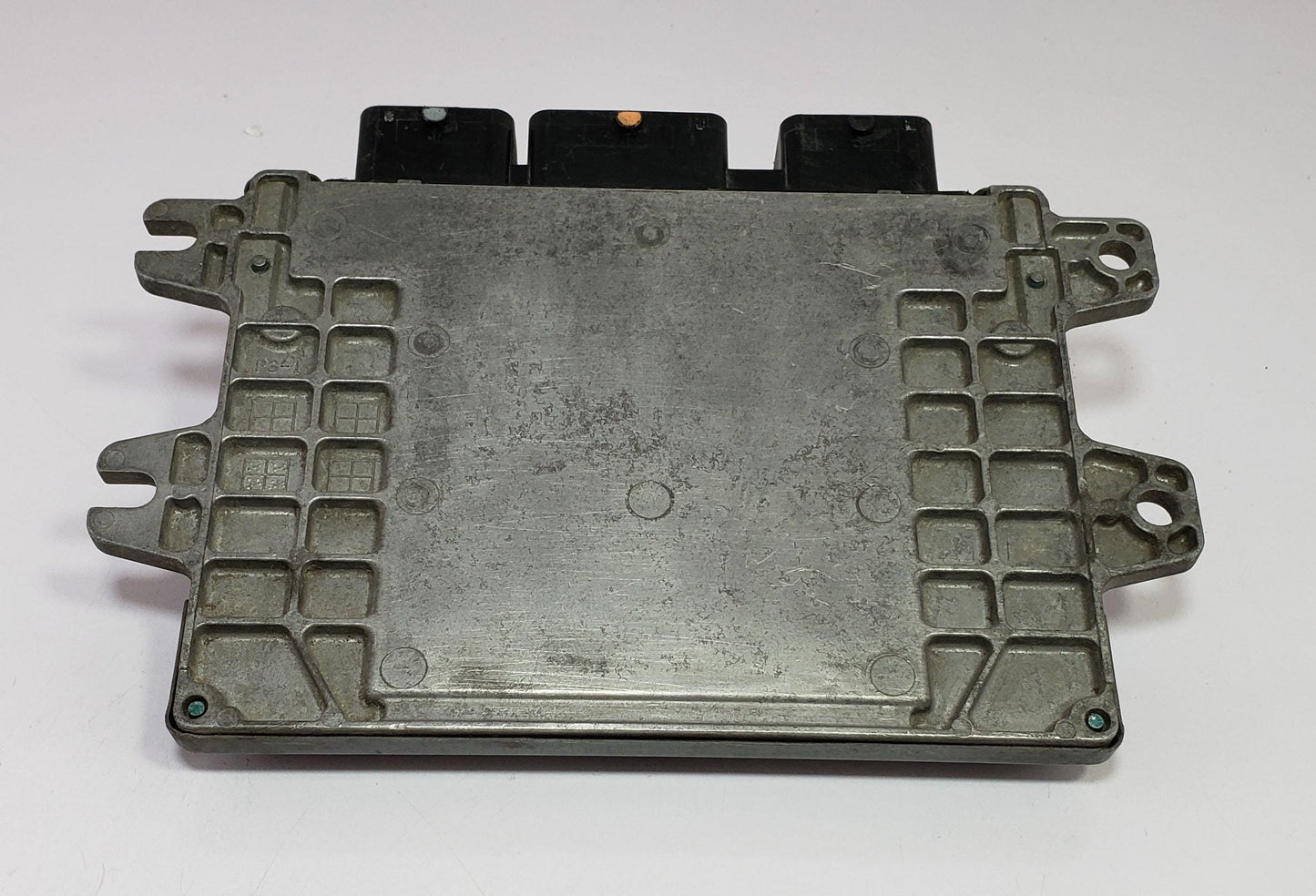 Nissan Serena MK3 C25 2005-2010 Engine Control Unit ECU 2.0 MR20 A56-Z91 Y676X24 JDM Used