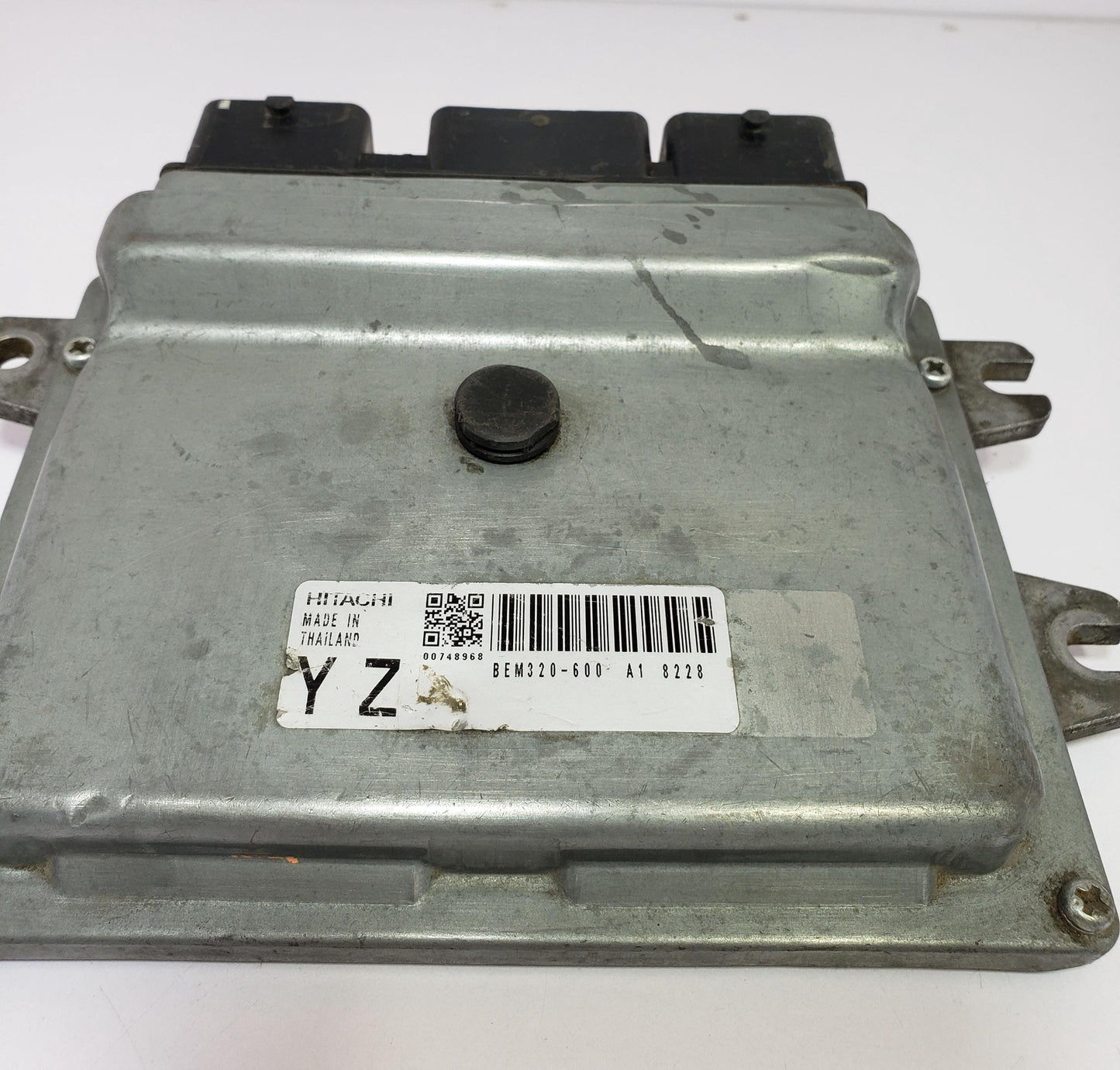Nissan Micra Engine Control Unit ECU BEM320-600 ECM A18228 JDM Used