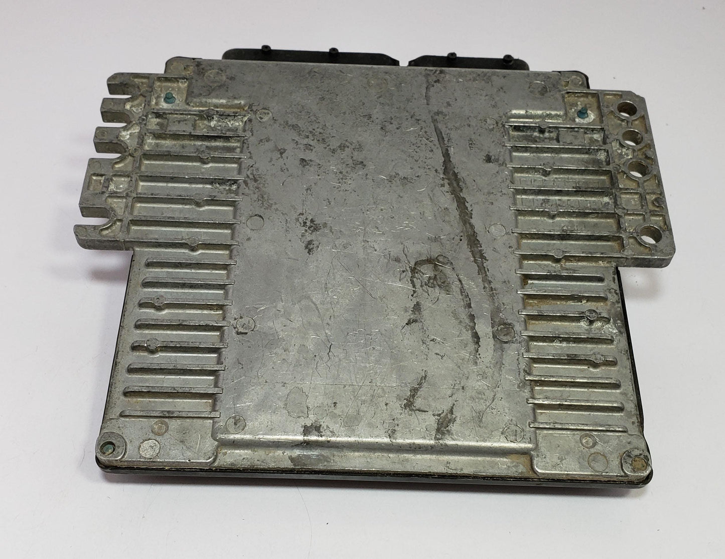 Nissan Fuga Y50 Engine Control Unit ECU ECM MEC35910 MEC35910E14Z02 JDM Used