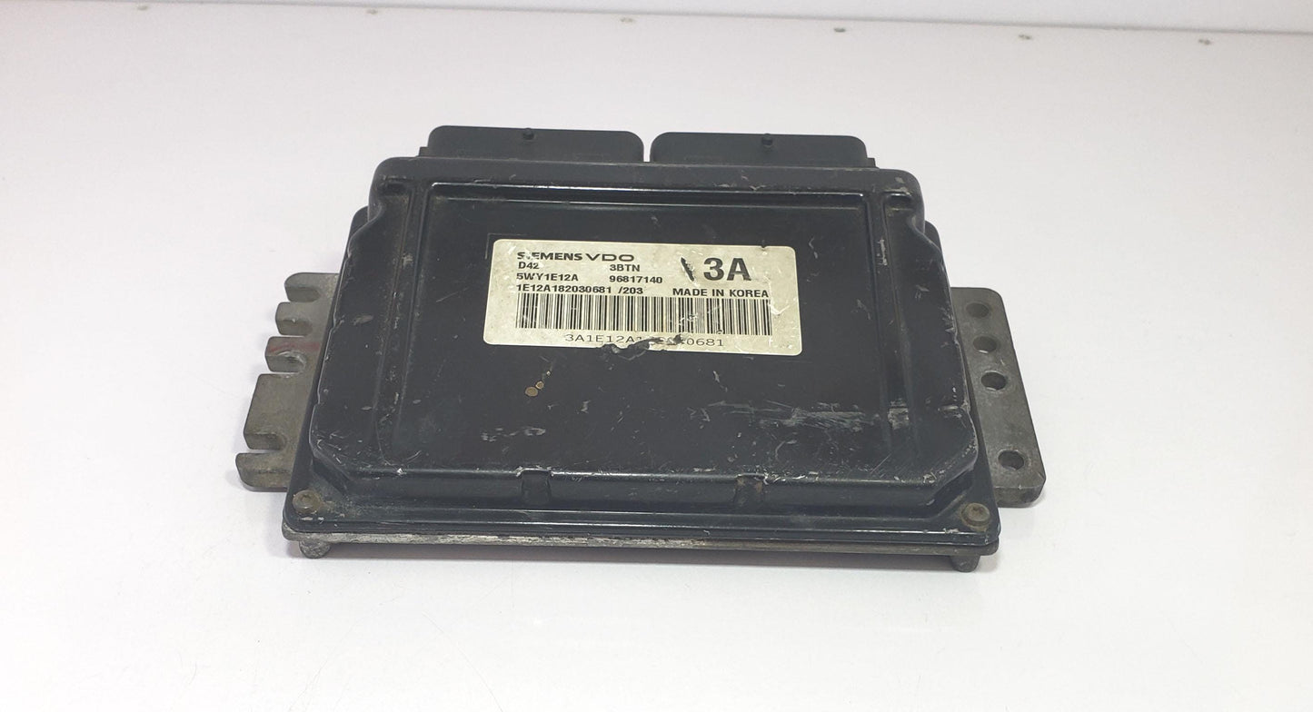 Siemens VDO Engine Control Unit ECU ECM 5WY1E12A 1E12A182030681 Used