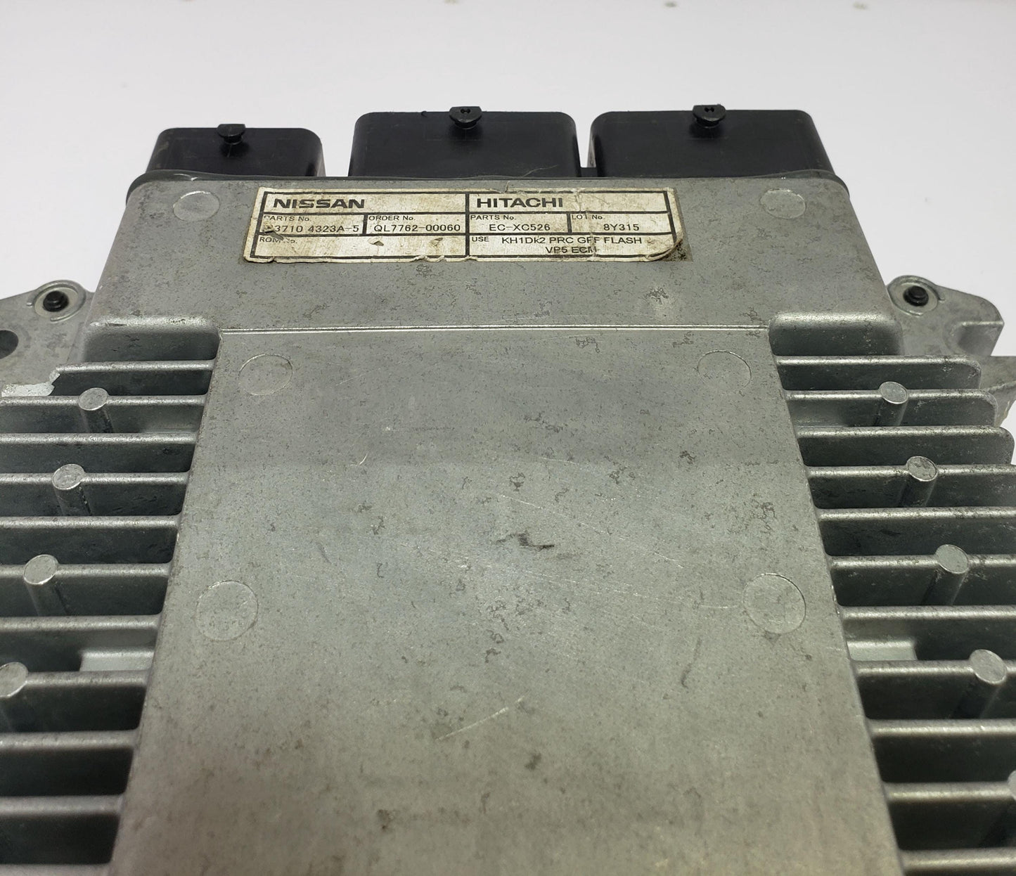 Nissan Engine Control Unit ECU 237104323A-5 QL7762-00060 EC-XC526 JDM Used