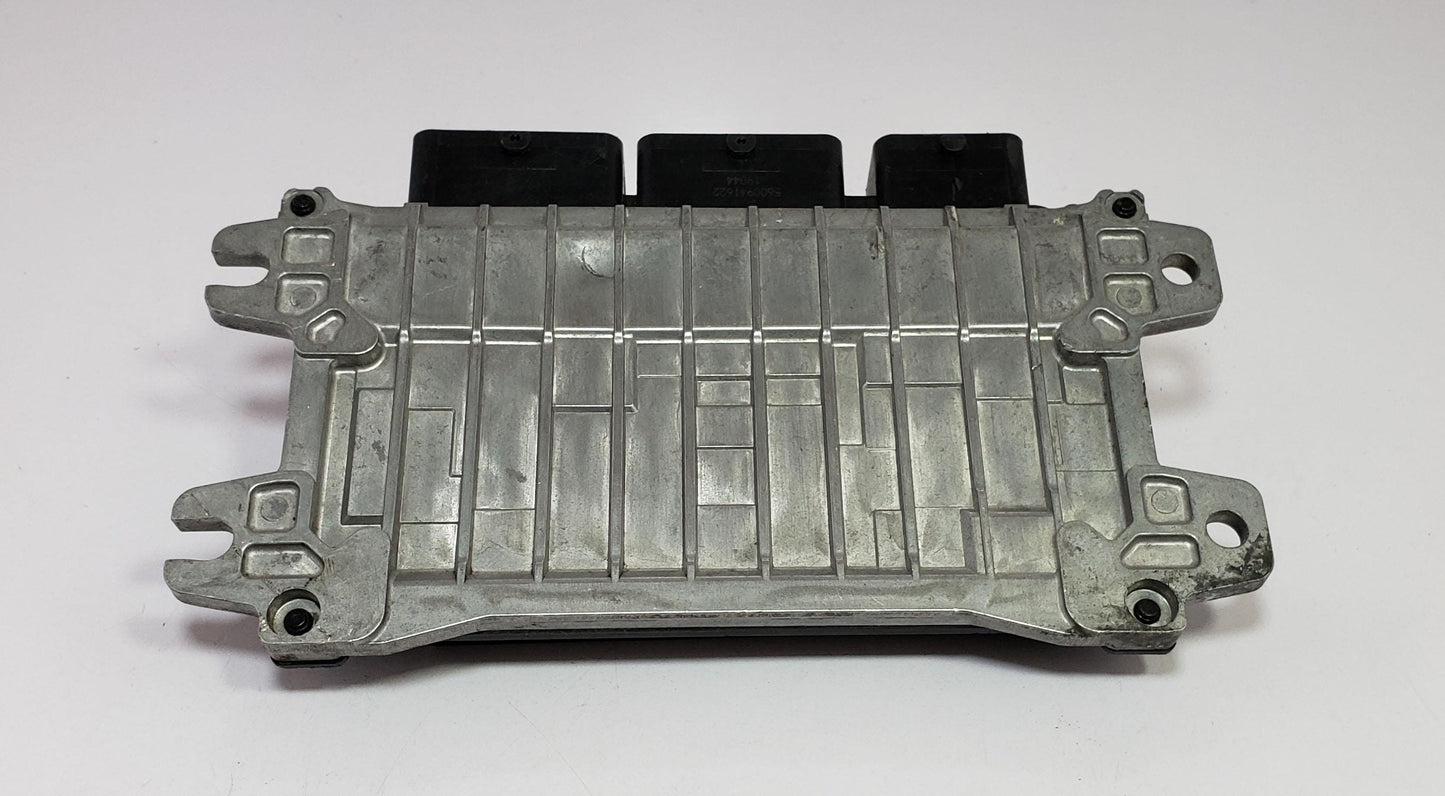 Nissan Engine Control Unit ECU 237101221A-5 EC-XC819 5600941622