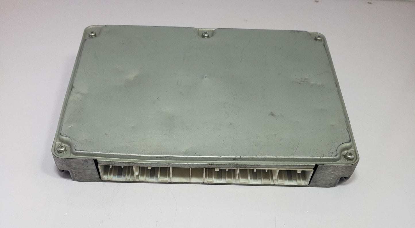 JDM Mitsubishi Fuso Fighter Mignon ECU ECM ME303457 Engine Computer