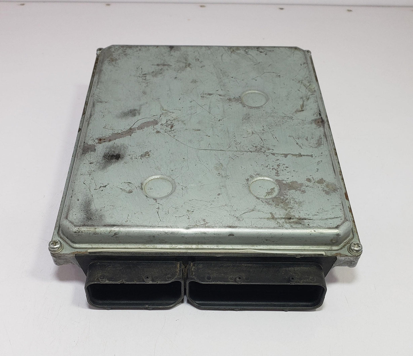Isuzu Engine Control Unit ECU/ECM 898169253001 - Genuine Engine Computer