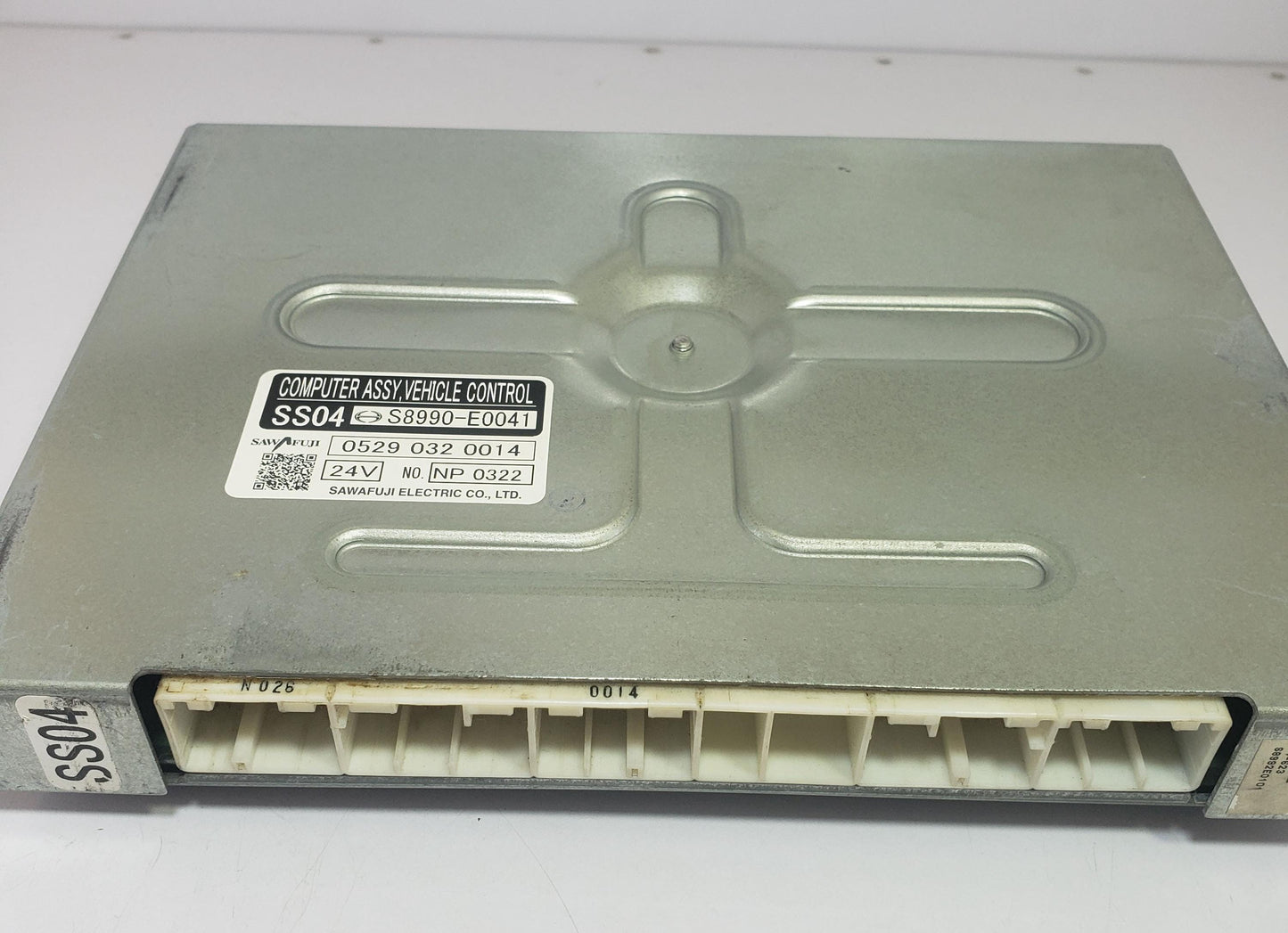 Hino Ranger 2013 TKG-FD9JLA Control Unit ECU ECM S8990-E0041 05290320014