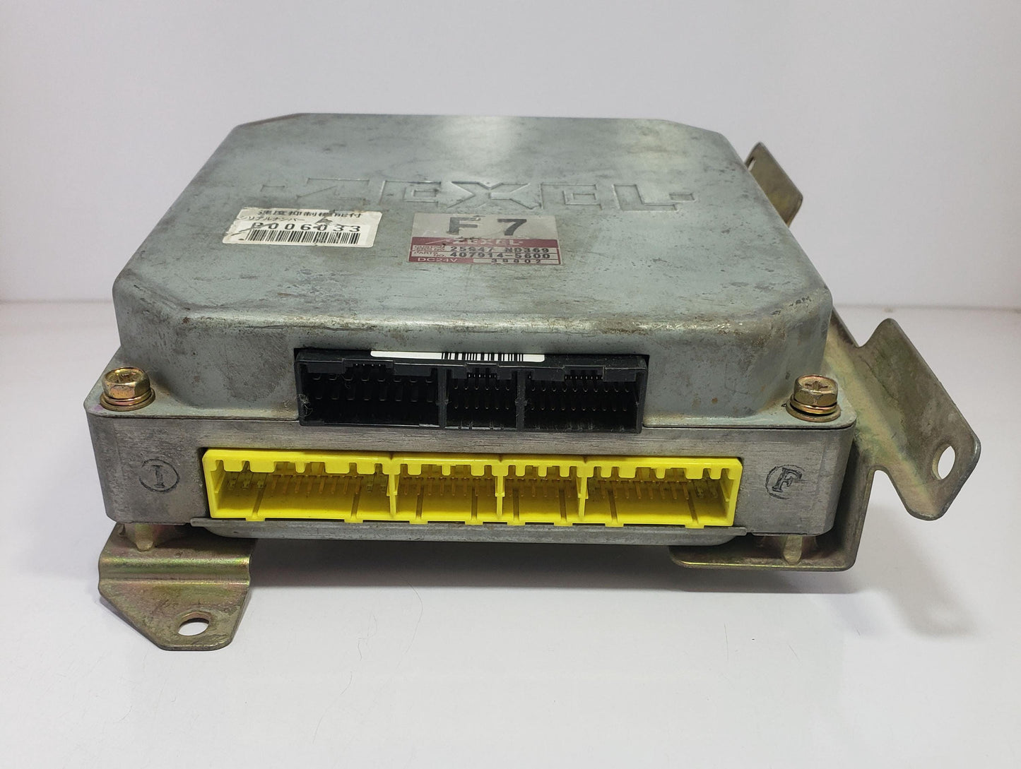 Engine Control Unit by Zexel | ECU 25947ND369 407914-5600