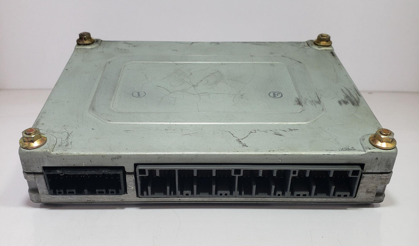 ZEXEL Hino Engine Control Unit ECU 89560-5830A 407915-3930
