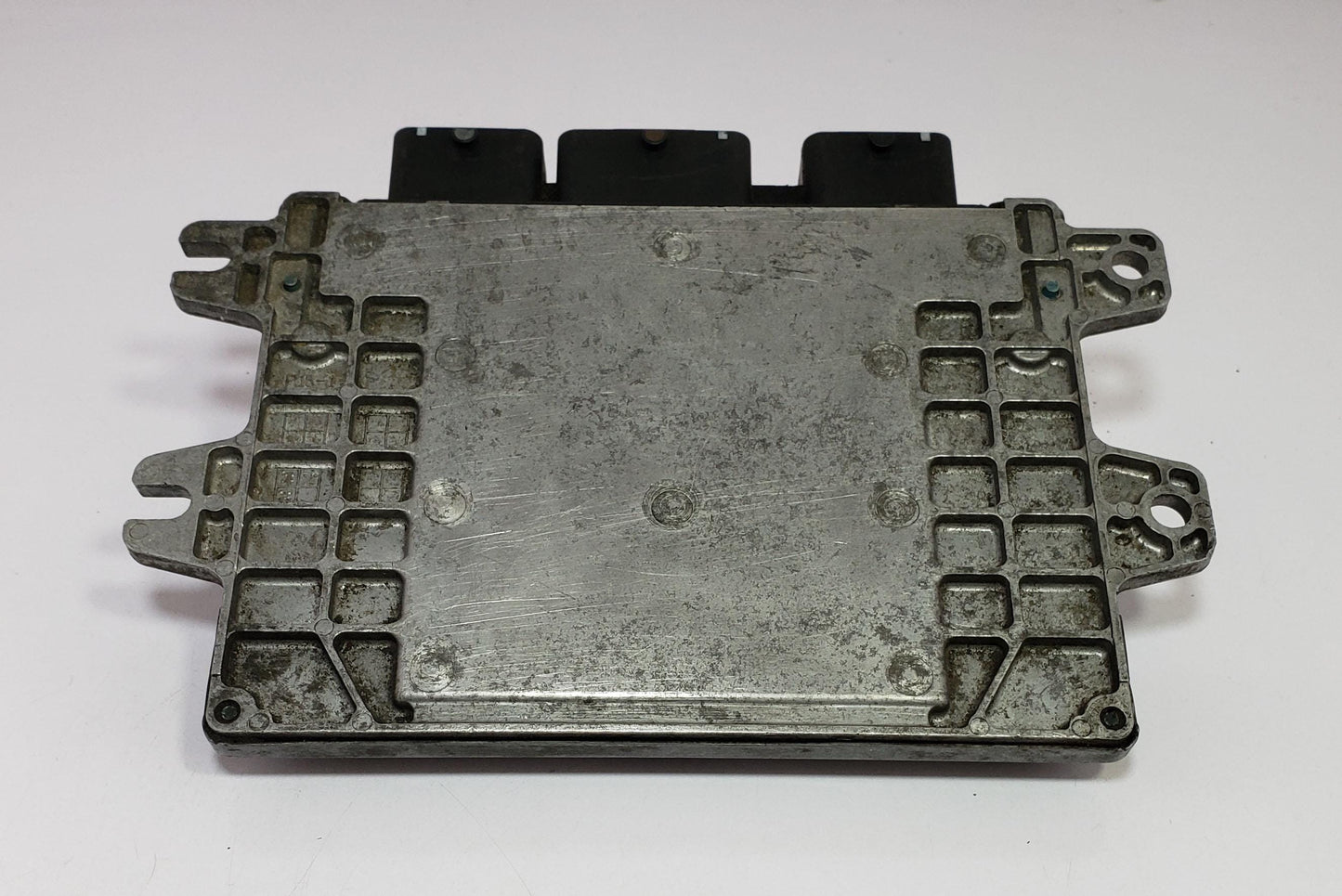 Nissan Note E11 Engine Control Unit ECU A56-E49 T2L0919 OEM Used