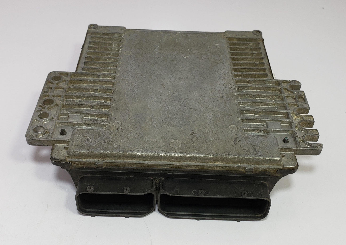 Nissan El grand 3.5 V6 Engine Control Unit ECU MEC31-010 JH ECM MEC31-010E42618 Used