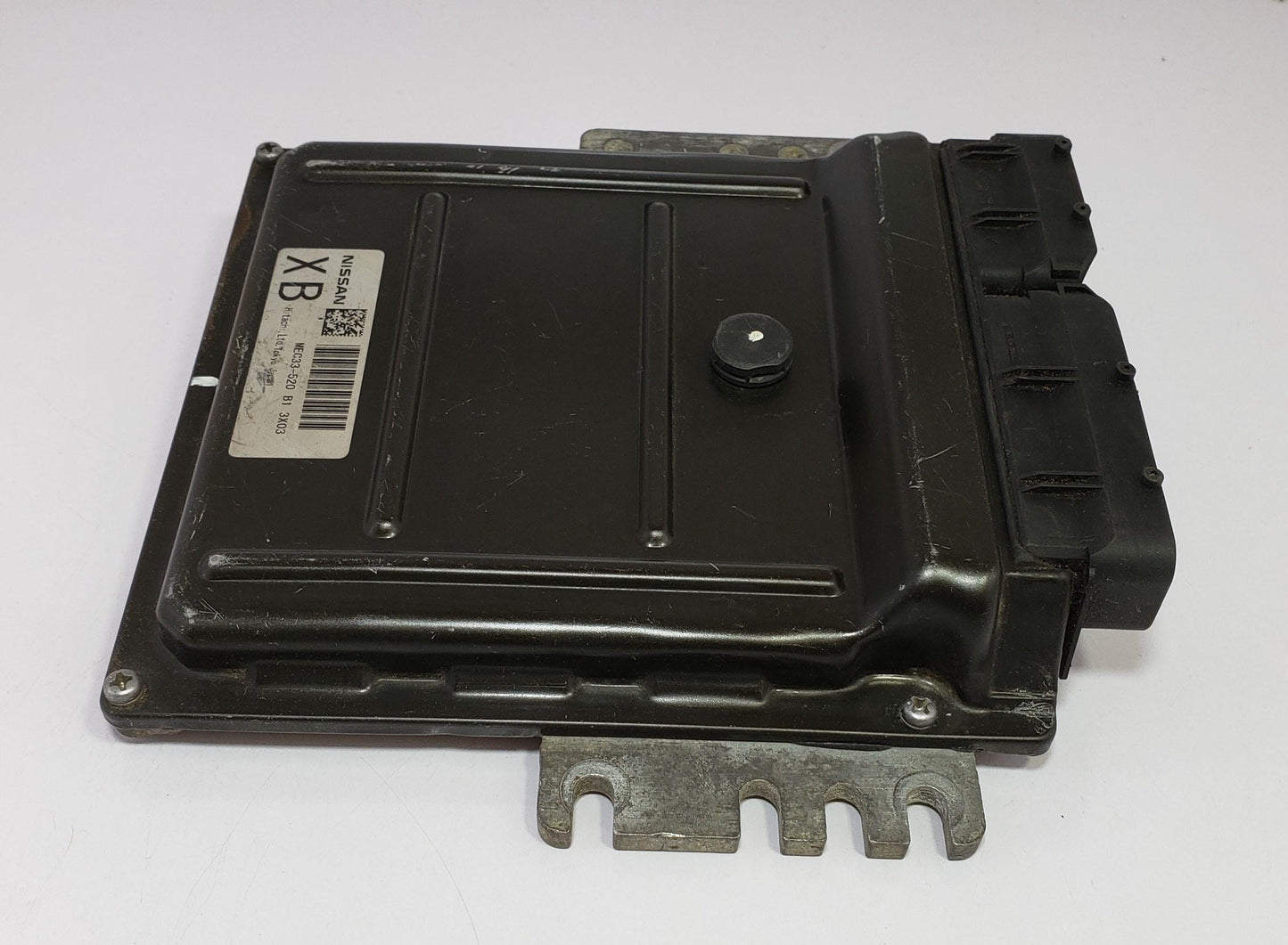 Nissan Elgrand E51 VQ35DE A/T Engine Control Unit ECU MEC33-520 B1 ECM MEC33-520B13X03 JDM Used