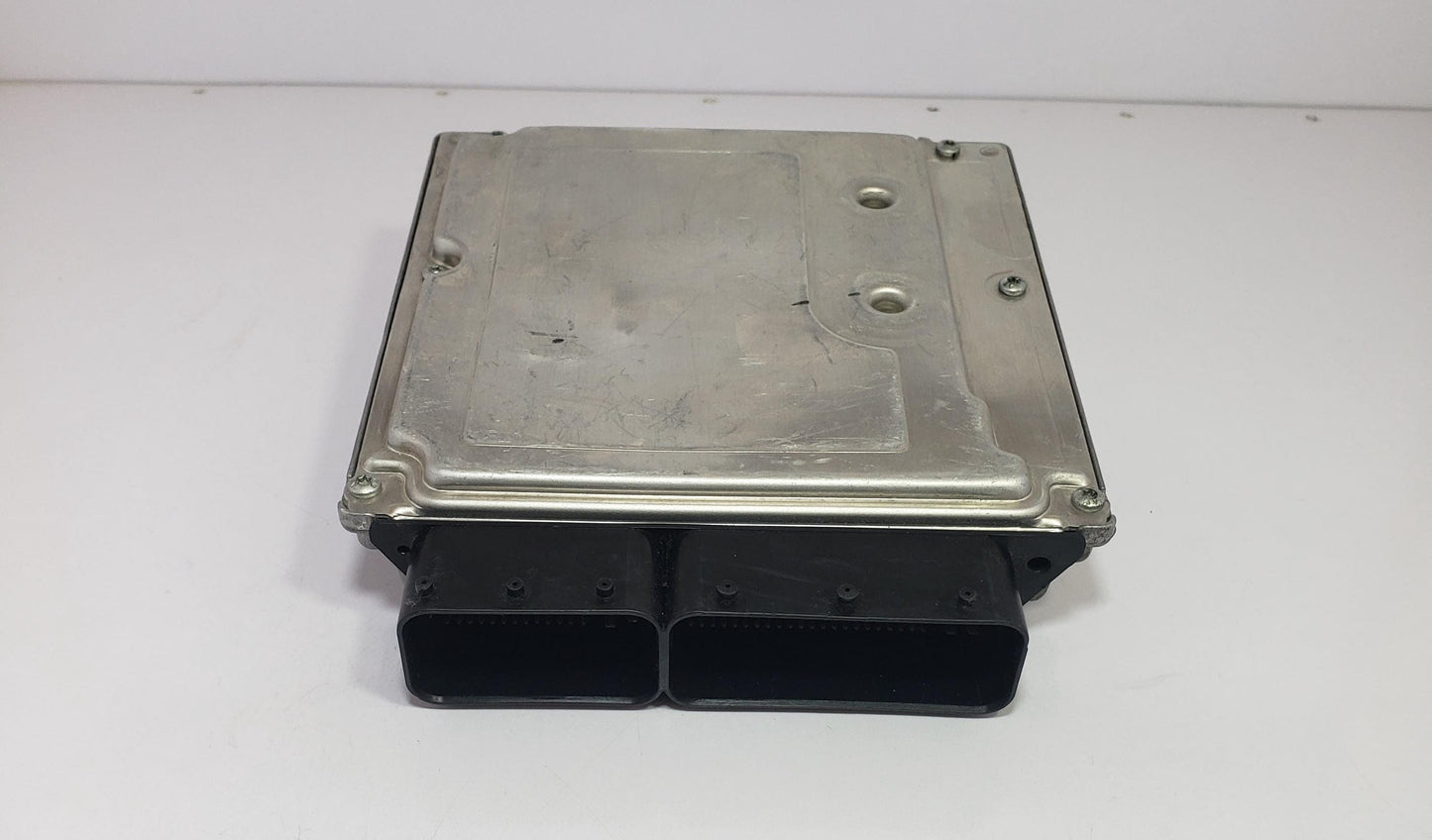 BMW DME ECU 0261208388 Bosch Engine Computer