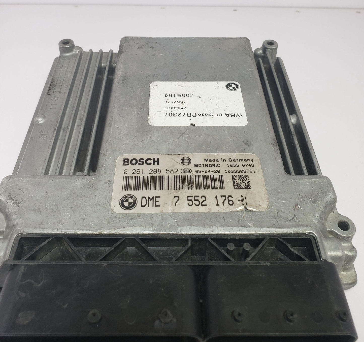 BMW Bosch Engine ECU 0261208582 DME 7552176