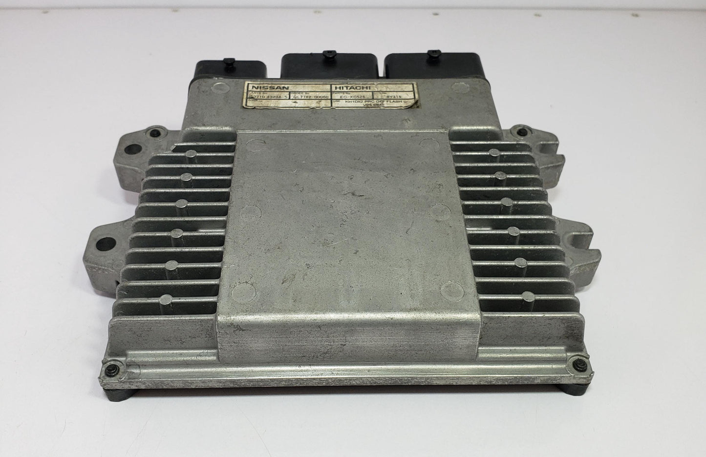 Nissan Engine Control Unit ECU 237104323A-5 QL7762-00060 EC-XC526 JDM Used