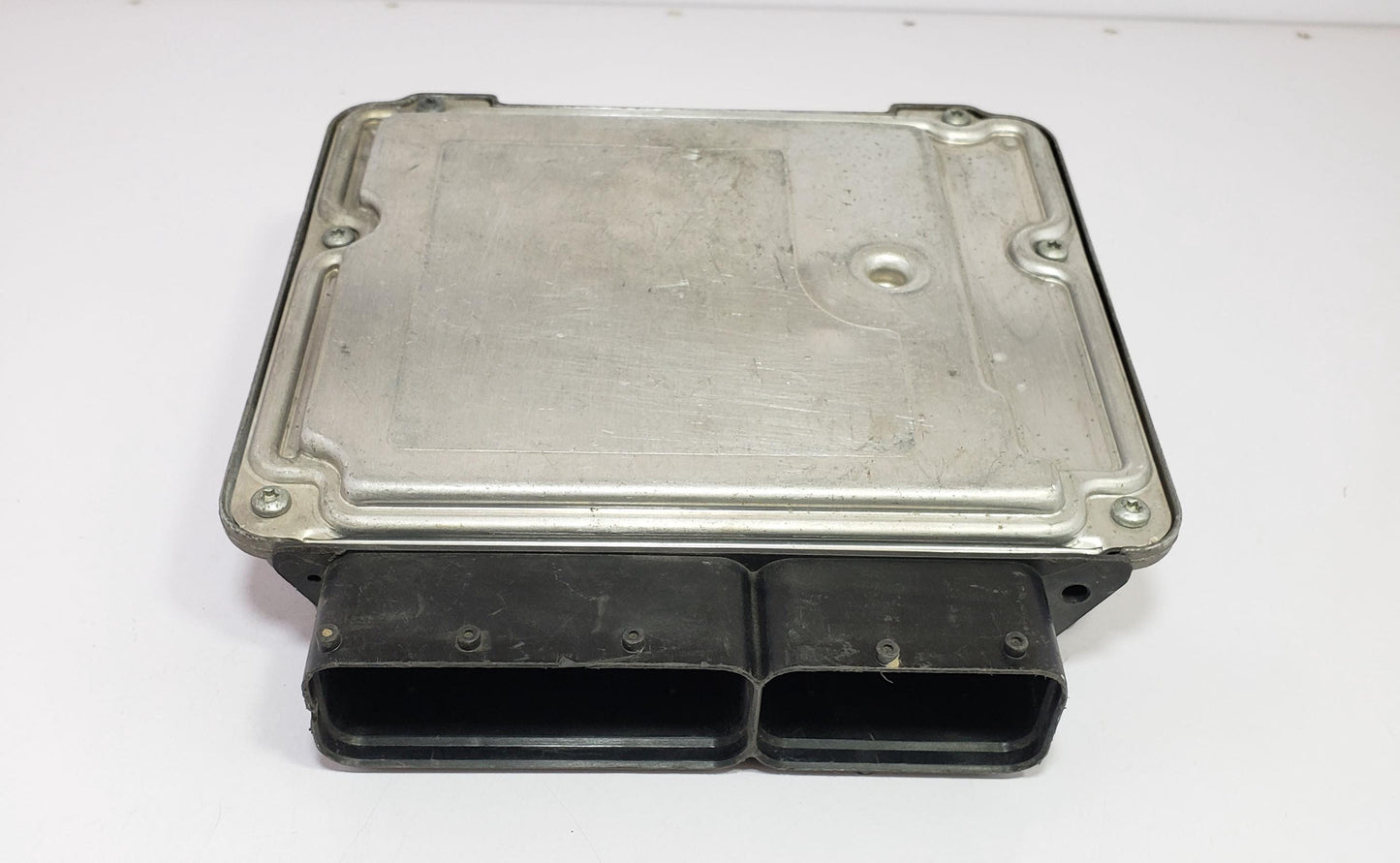 Audi A3 S3 8P Engine Control Unit ECU 06F906056T 0261S02019 Bosch