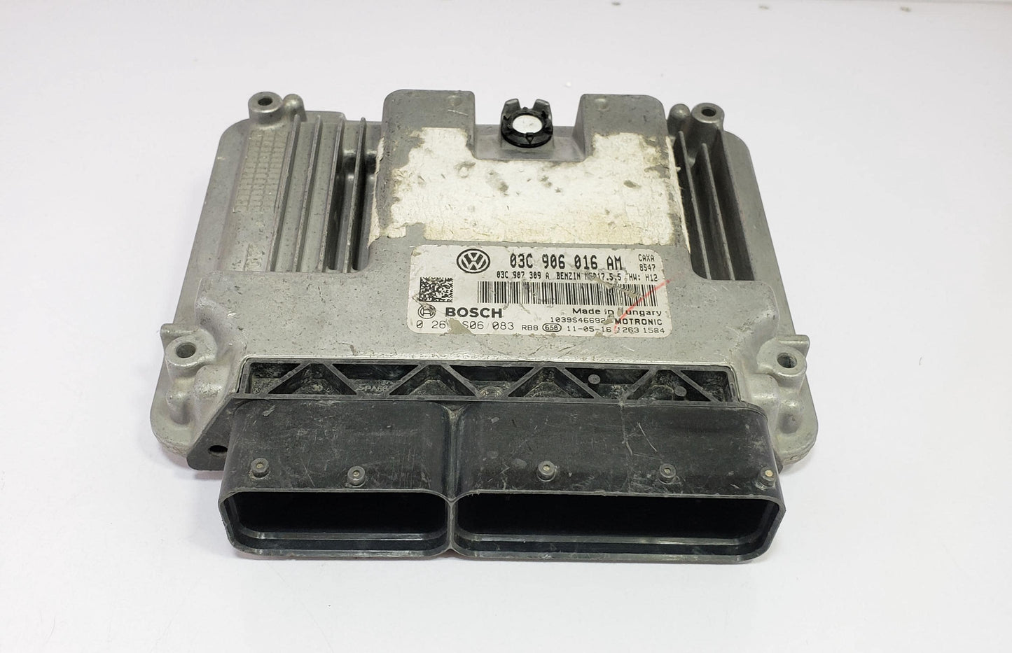 VW Golf 1.4 TSI Engine Control Unit ECU 03C906016AM 0261S06083