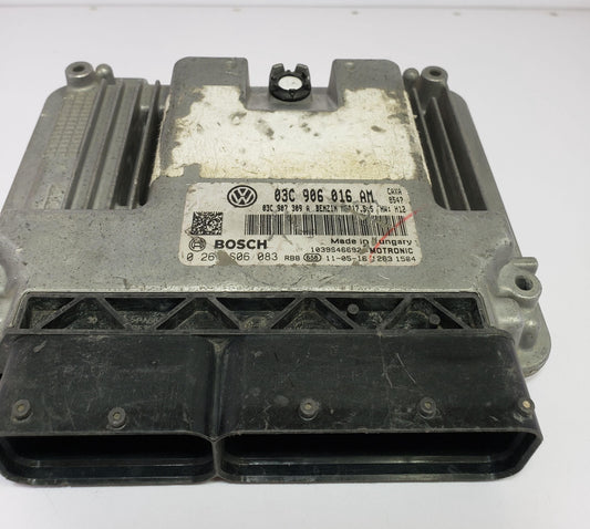 VW Golf 1.4 TSI Engine Control Unit ECU 03C906016AM 0261S06083