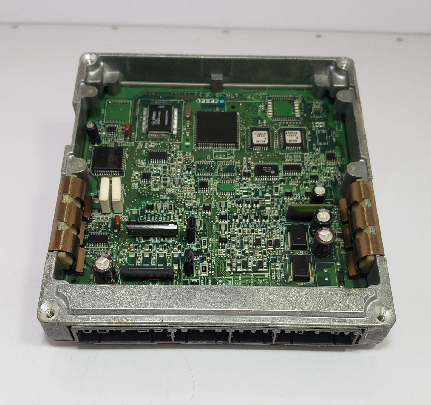 Hino Ranger 2001 KK-GD1JED Engine Control Unit ECU 89560-3903B 407915-0302