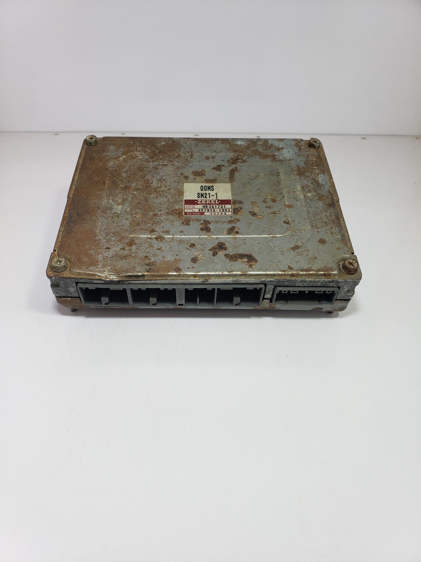 ZEXEL Hino Engine Control Unit ECU ME351731 407915-1983 Used OEM