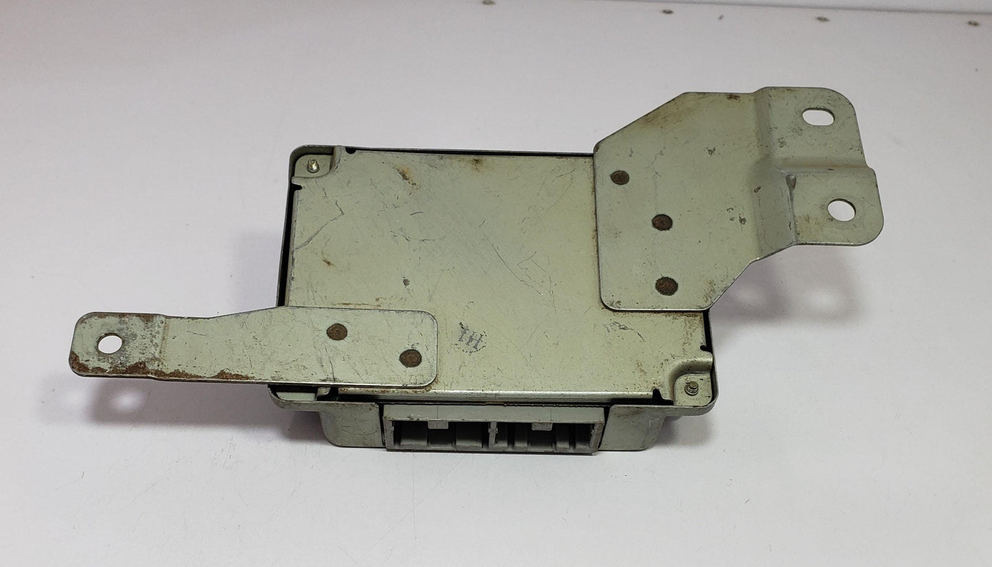 Nissan Automatic Transmission Control Module 31036UM301 Original
