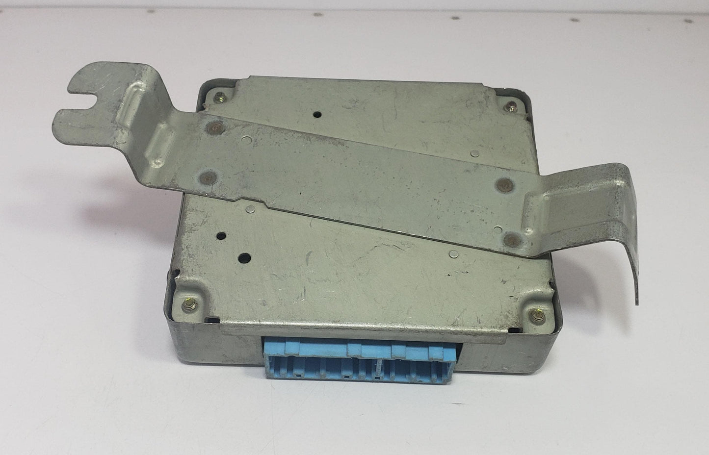OEM Suzuki Cervo 1995 CN22S Transmission Control Module 3888057E10