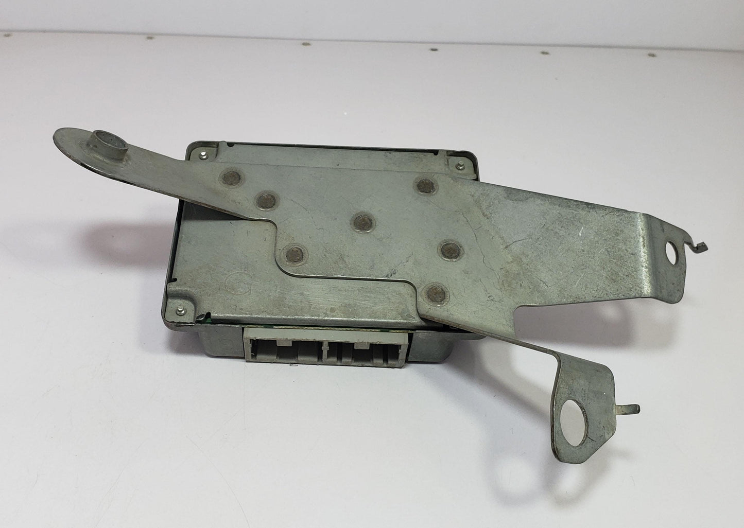 Nissan Cube Automatic Transmission Shift Control Unit TCM 31036-4V70B OEM