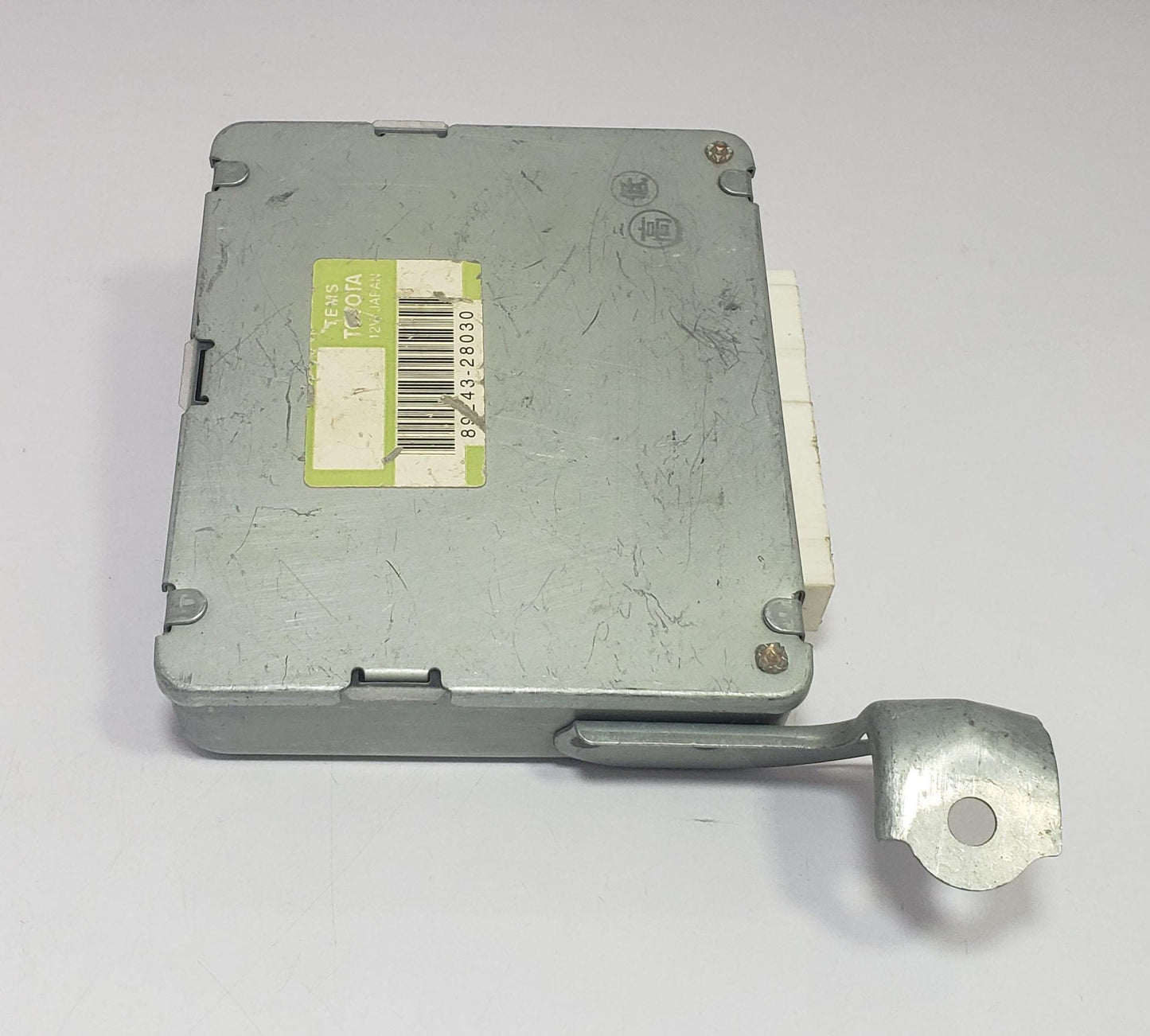 OEM Toyota Voxy TA-AZR60G TEMS Control Unit 89243-28030